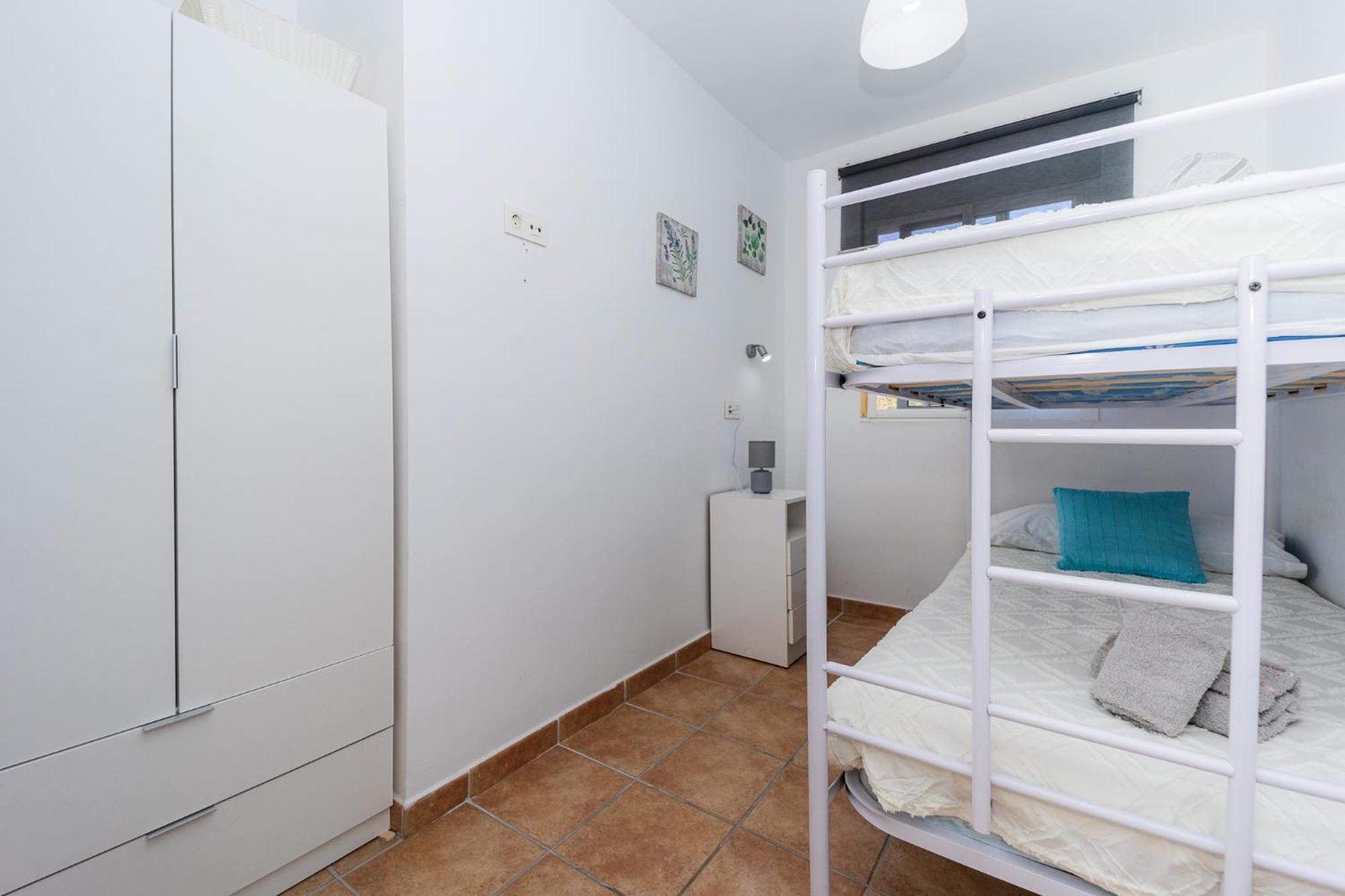 Mar Y Ola Apartment *